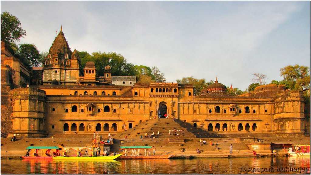 Day 04: Omkareshwar – Maheshwar – Departure to Indore